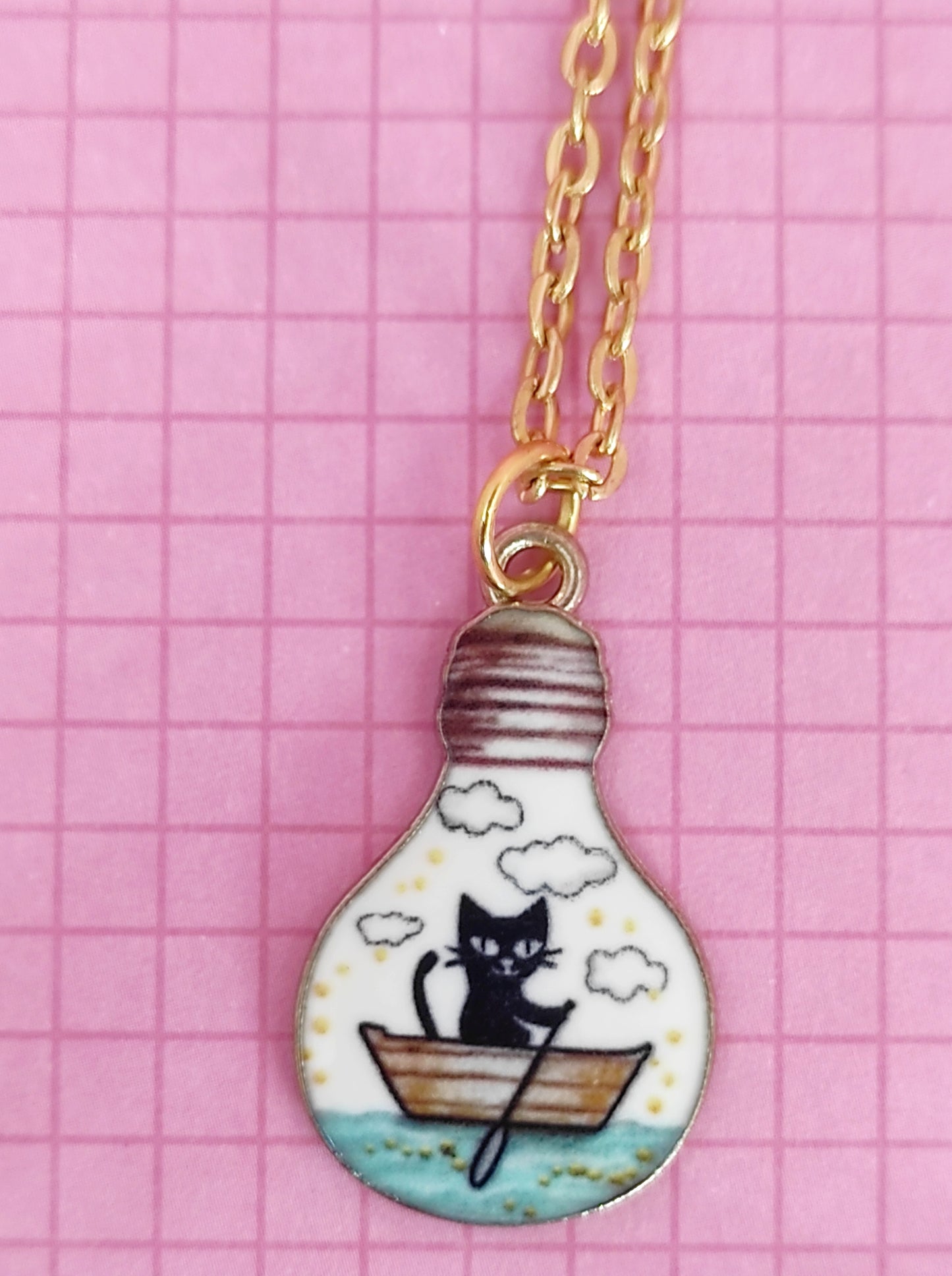 Collier chat doré