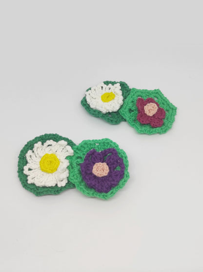 Broche fleur en crochet double